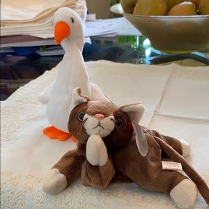 Two TY Beanie babies, Gracie and Pounce